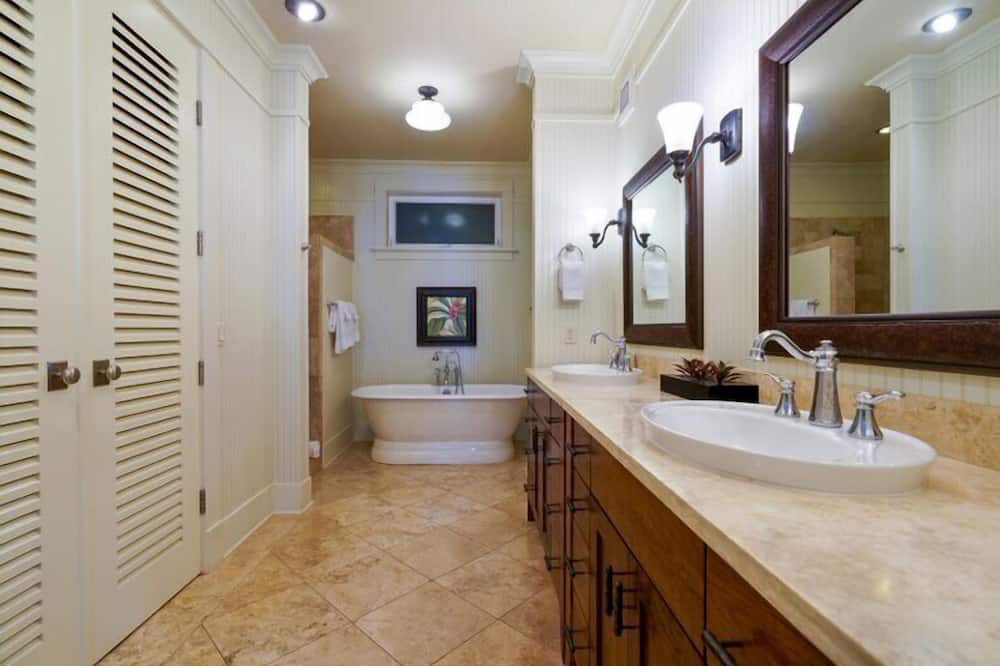 Photo of Bathroom in Bayview