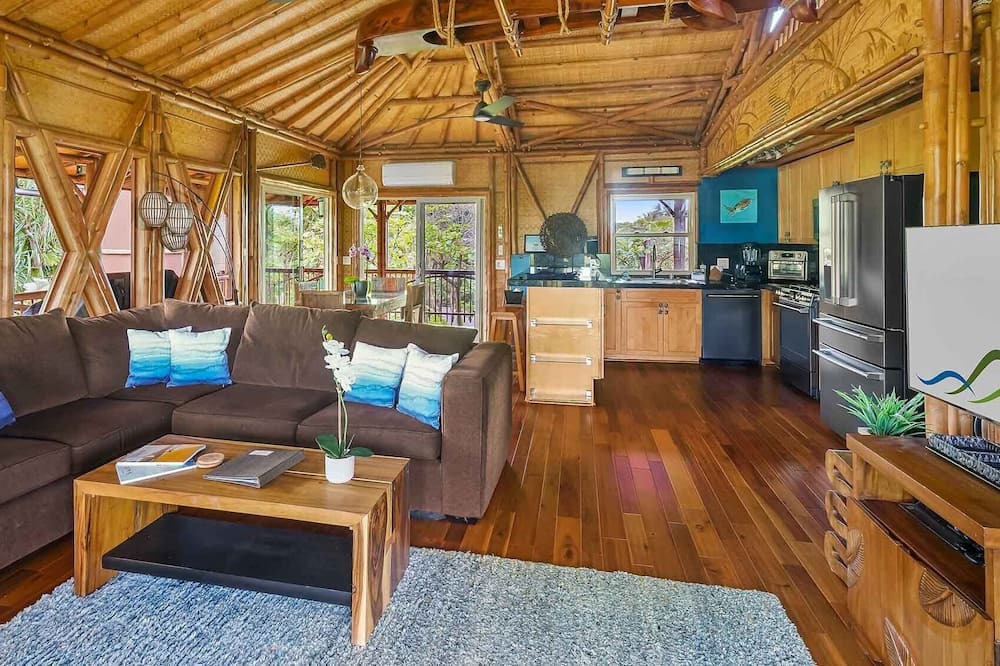 Photo of Bedroom in Wainiha