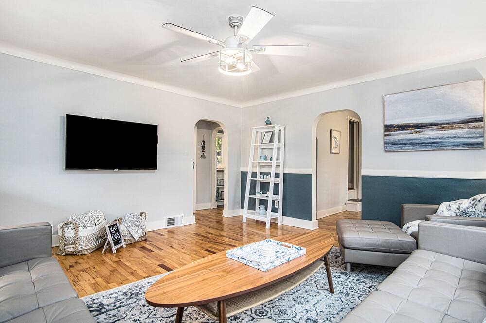 Photo of Livingroom in Lakeside