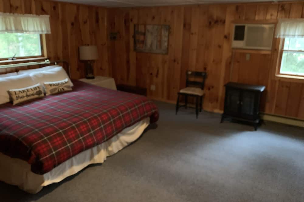 Photo of Bedroom in Town of Bleecker