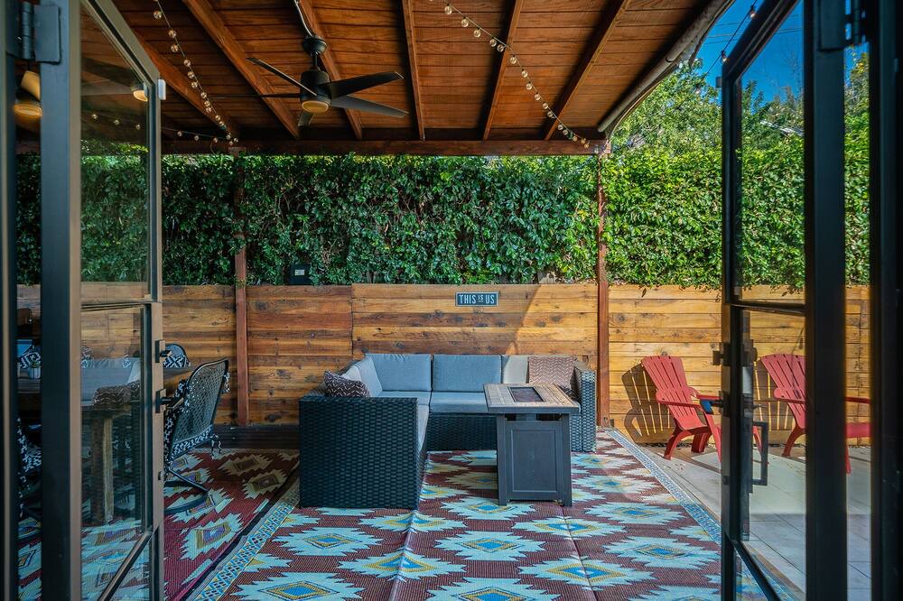 Photo of Patio Balcony in Valley Village