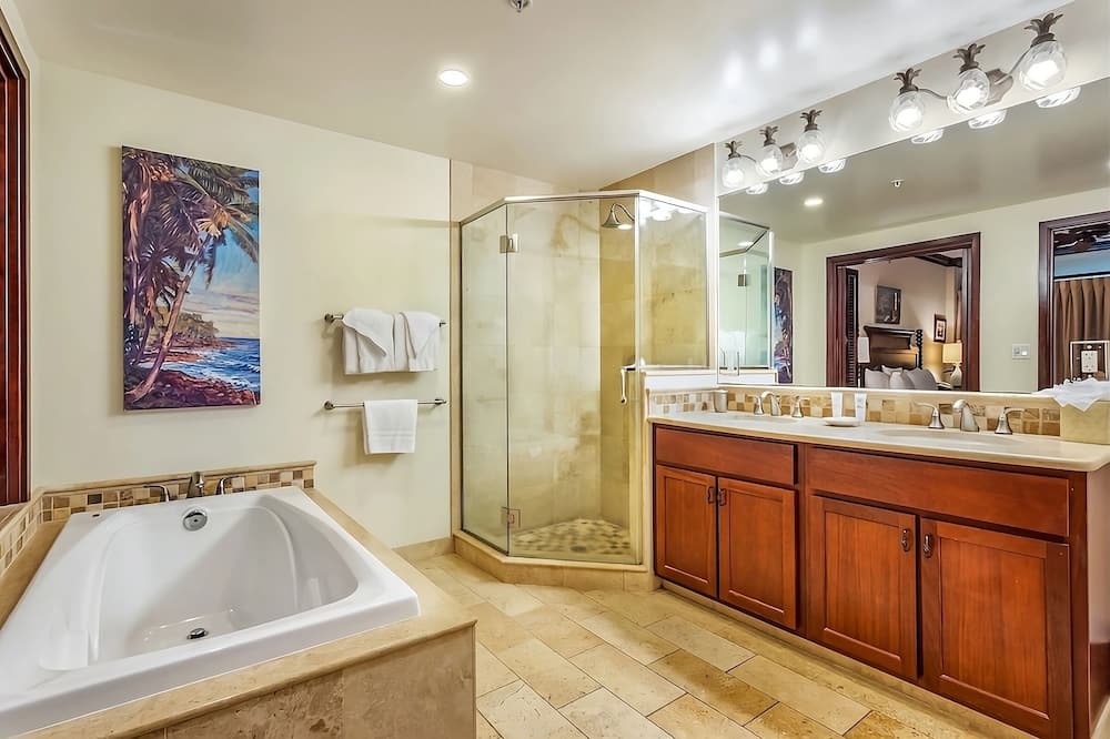 Photo of Bathroom in Wailua