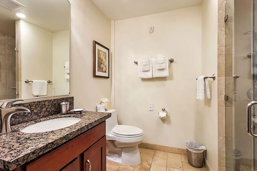 Photo of Bathroom in Wailua