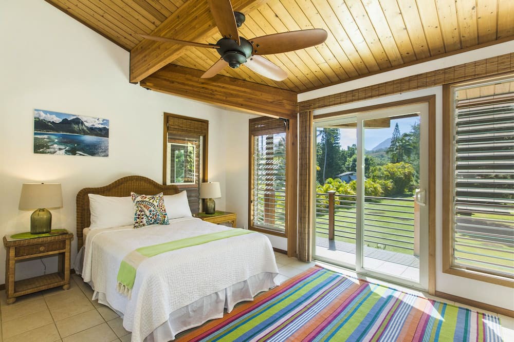 Photo of Bedroom in Wainiha