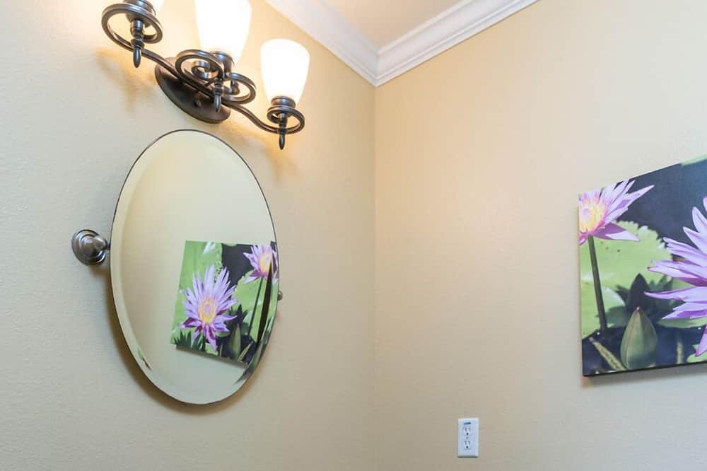 Photo of Bathroom in Bayview