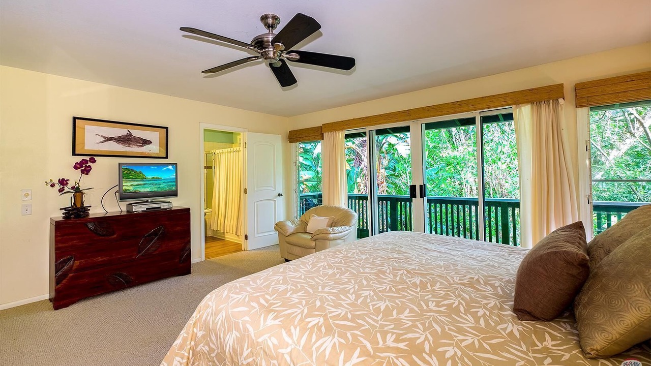 Photo of Bedroom in Wainiha