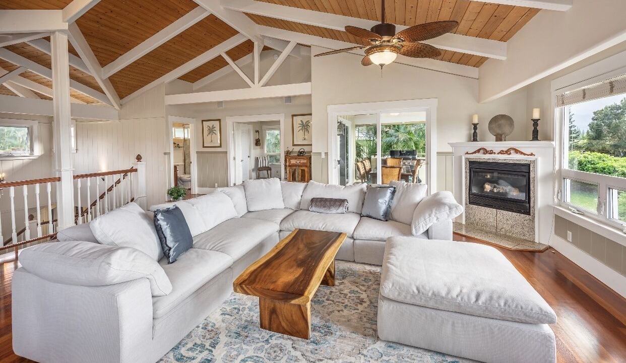 Photo of Livingroom in Princeville