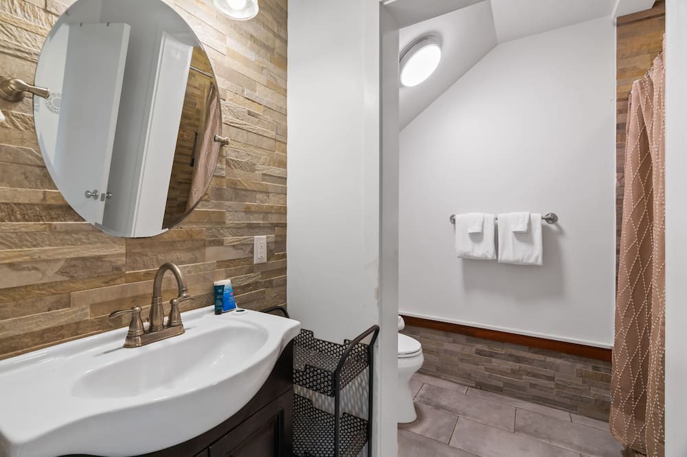 Photo of Bathroom in Anahola