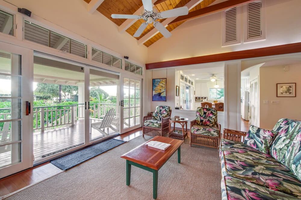 Photo of Others in Hanalei