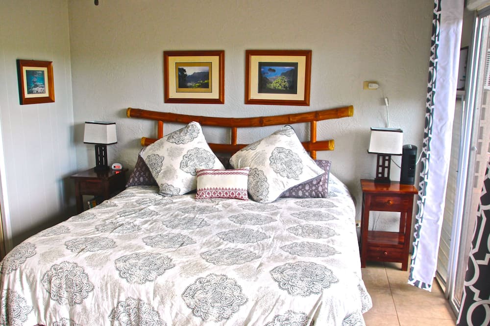 Photo of Bedroom in Poipu