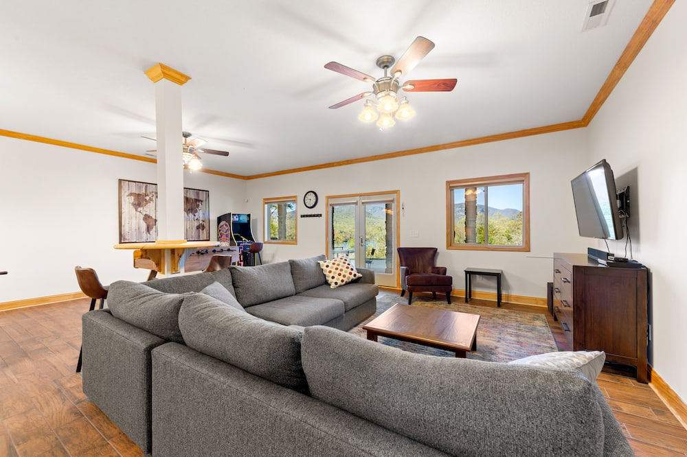 Photo of Livingroom in Sunset Cove