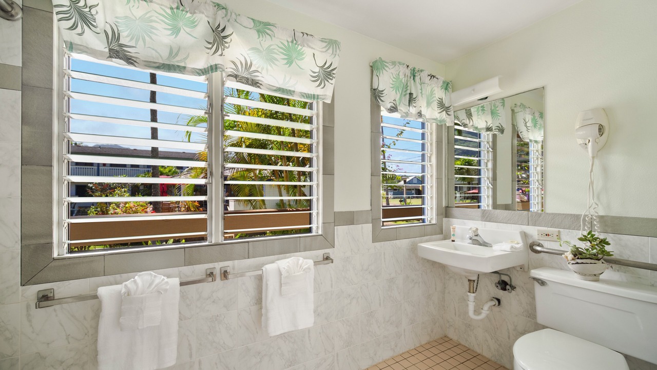 Photo of Bathroom in Nawiliwili
