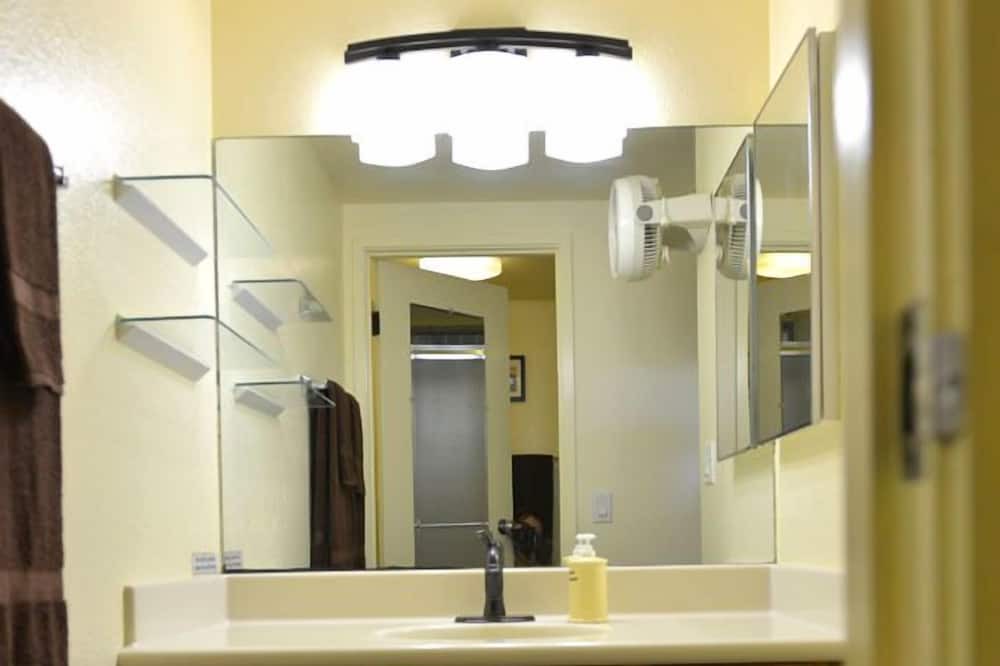 Photo of Bathroom in Princeville