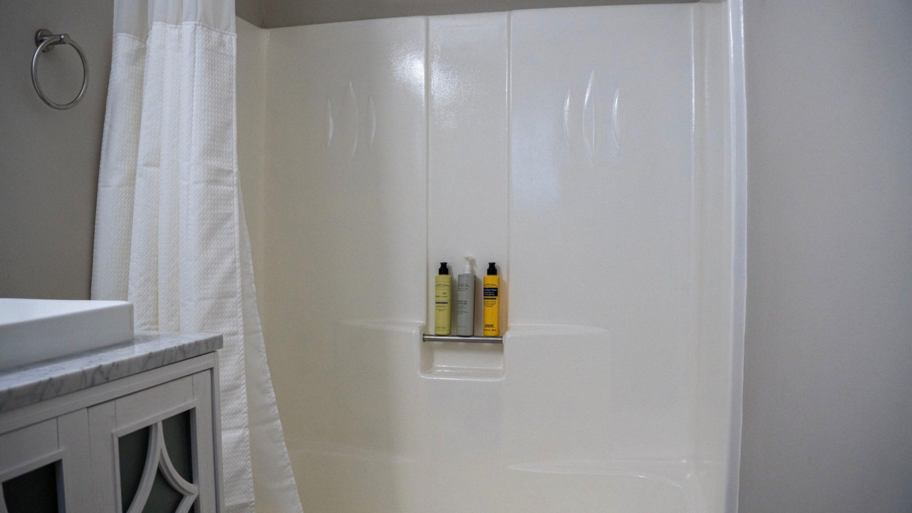 Photo of Bathroom in Lawrenceville