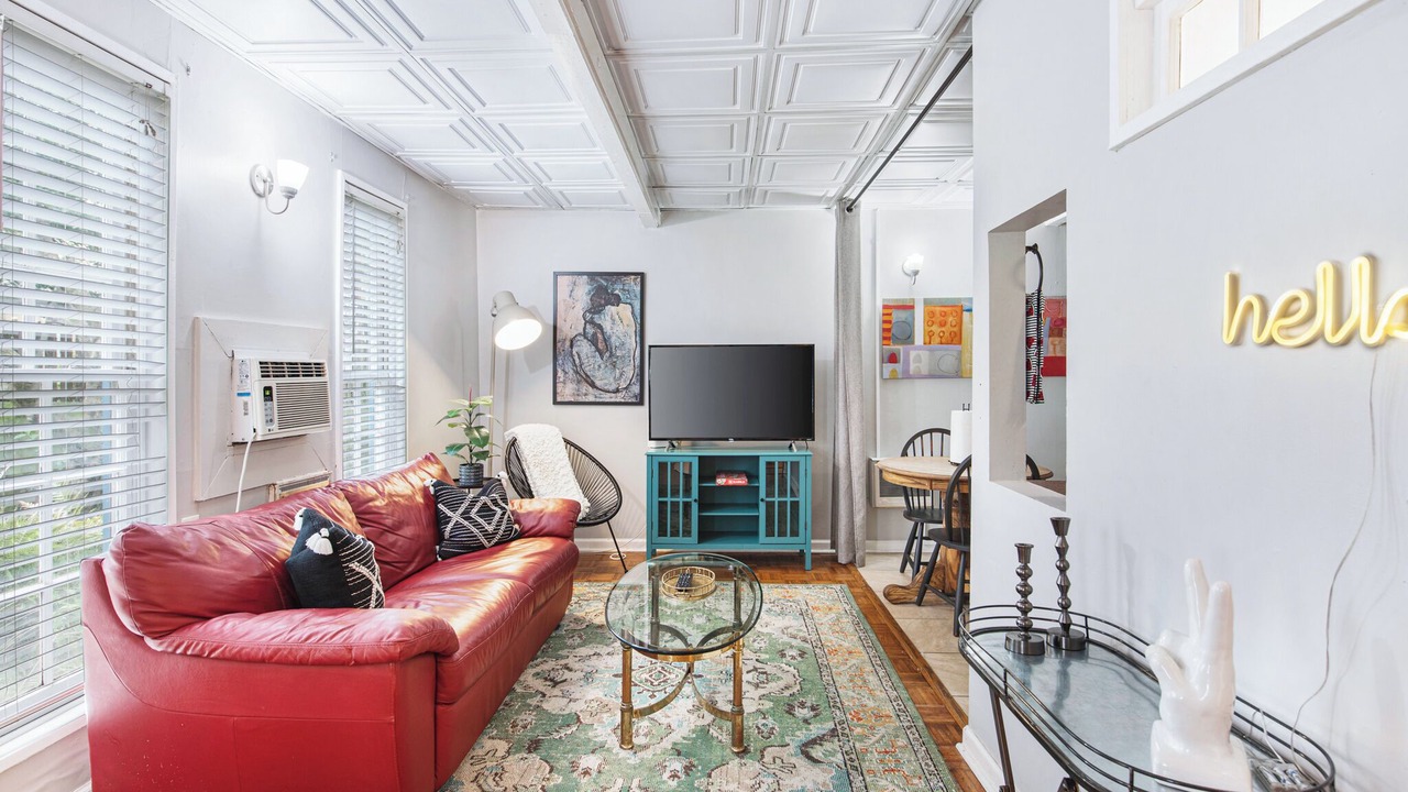 Photo of Livingroom in Virginia Highland