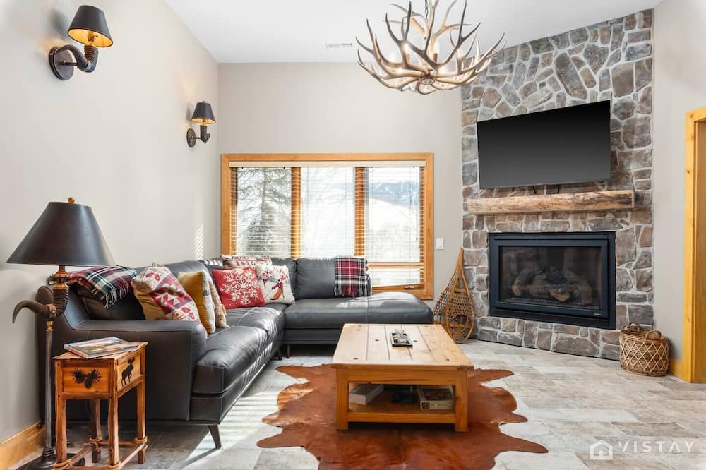 Photo of Livingroom in Aerie
