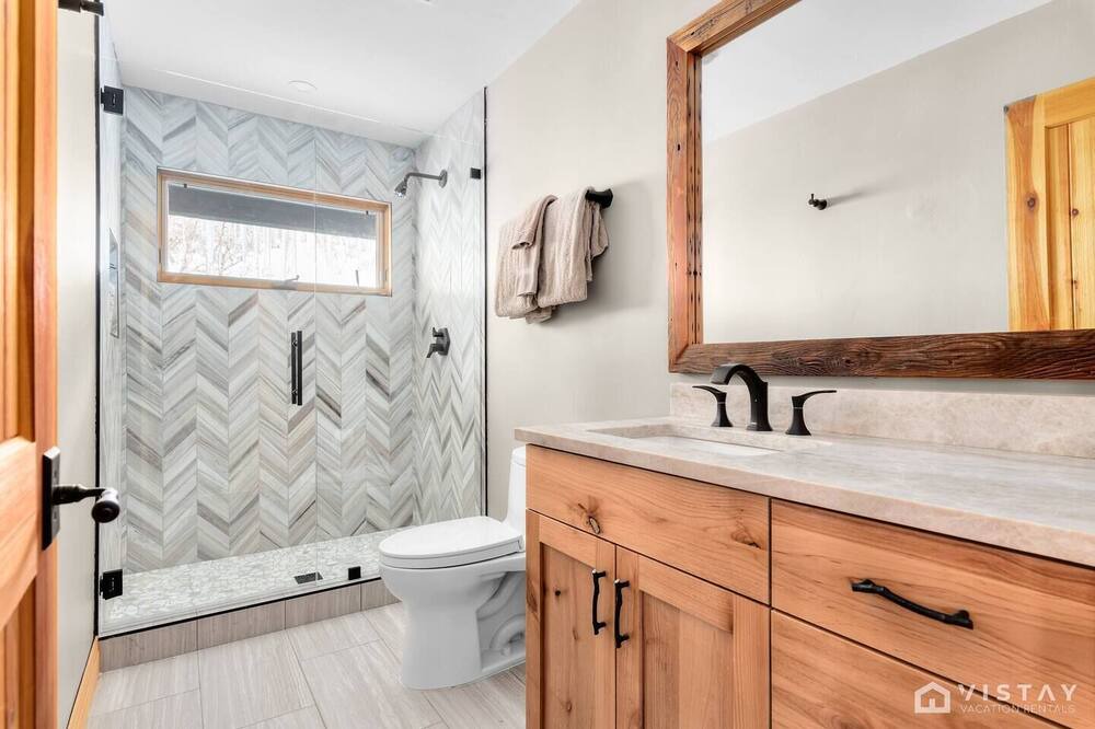 Photo of Bathroom in Aerie