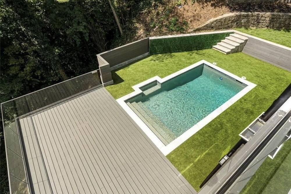 Photo of Outdoor in Sandy Springs