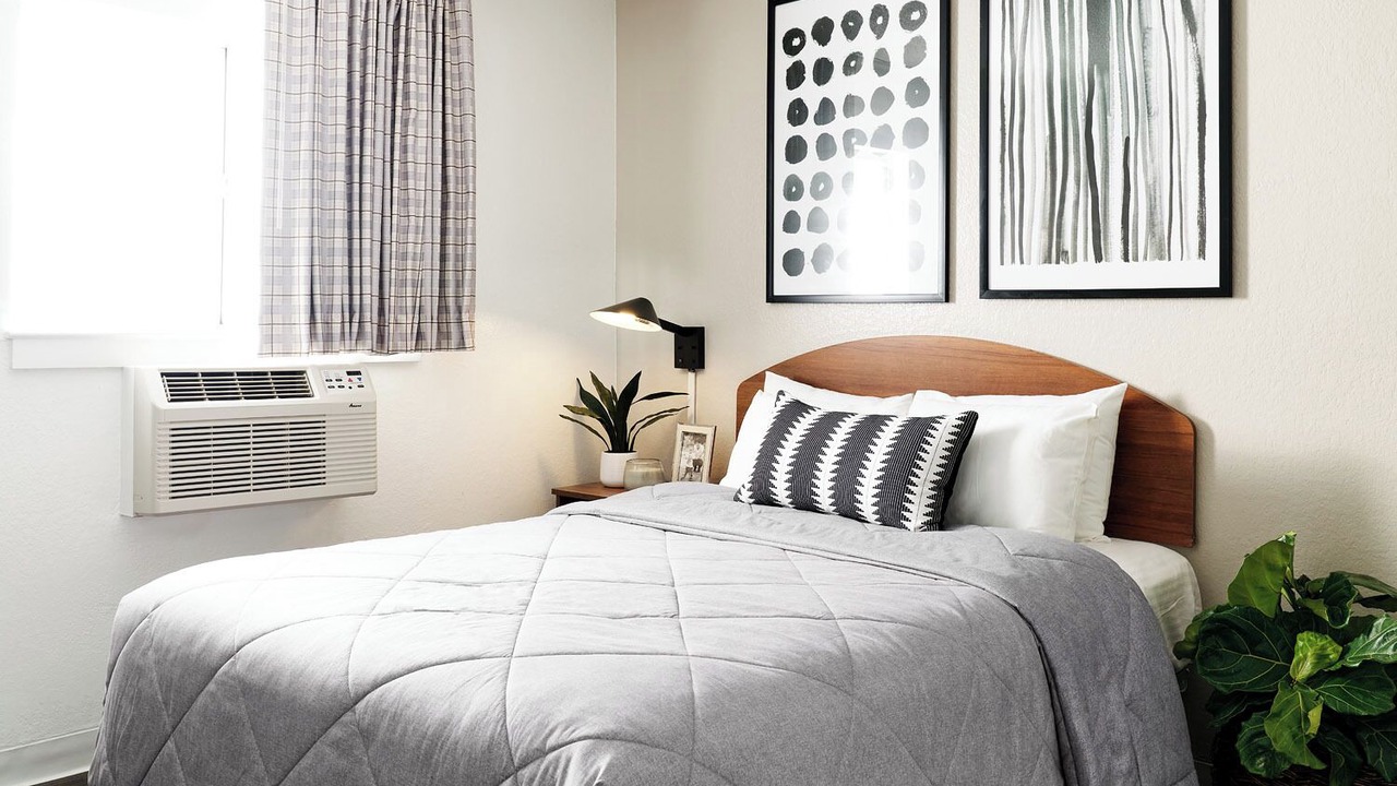 Photo of Bedroom in Gwinnett Place