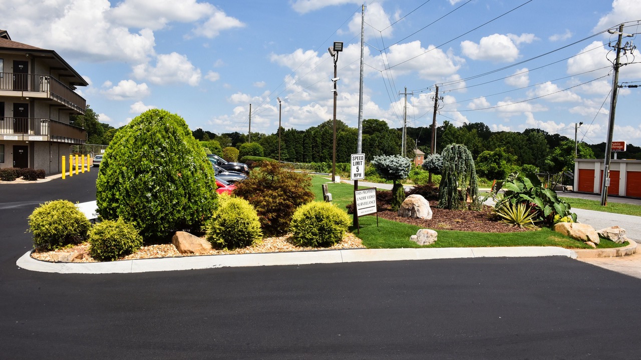 Photo of Outdoor in Tucker