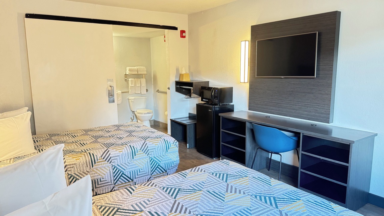 Photo of Bedroom in Tucker