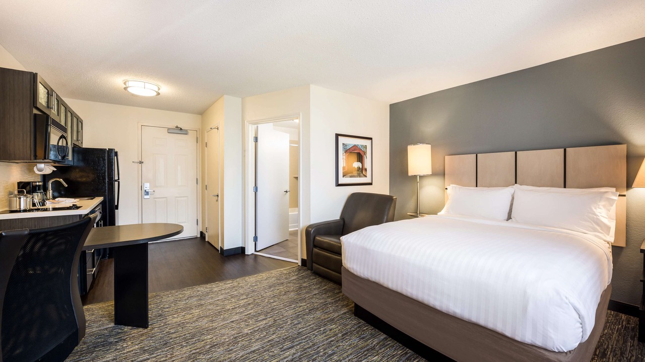 Photo of Bedroom in Gwinnett Place