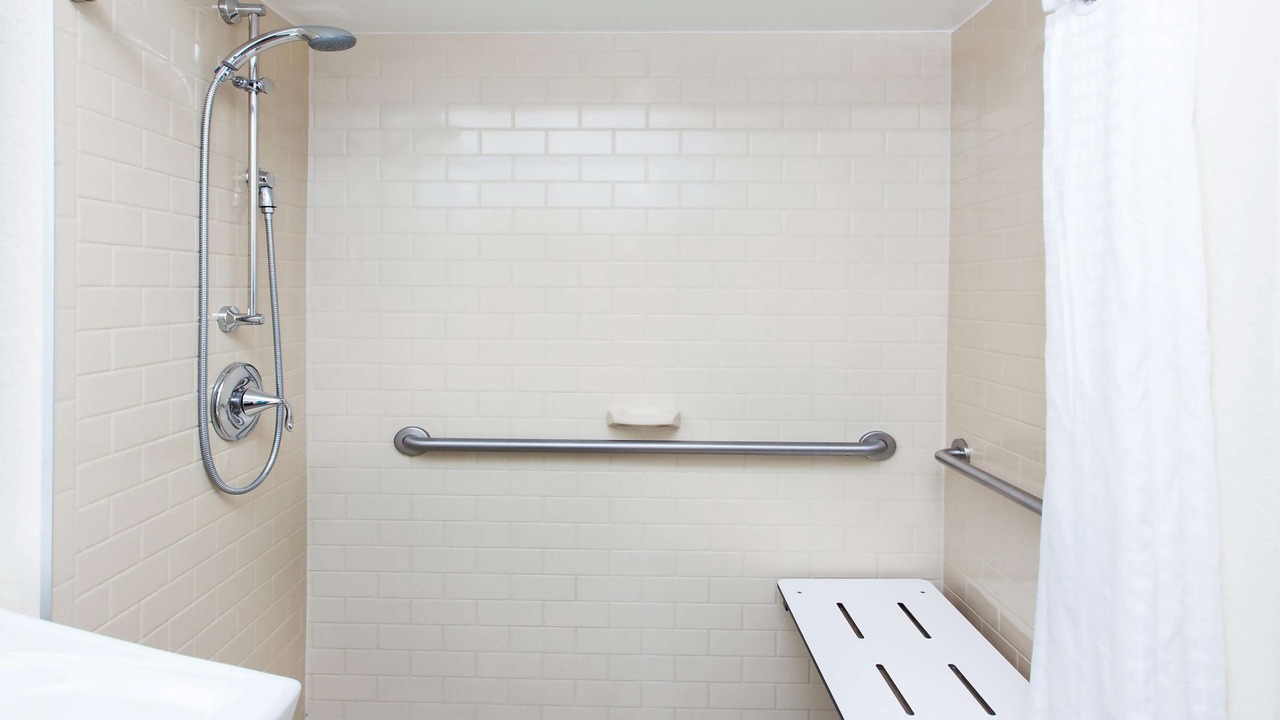 Photo of Bathroom in Gwinnett Place