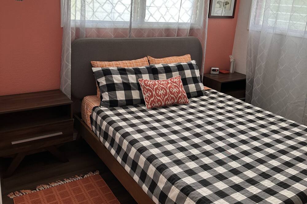 Photo of Bedroom in Waimea