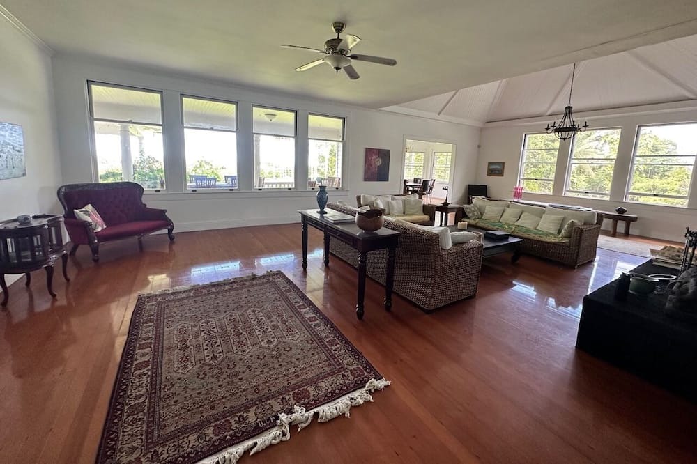 Photo of Livingroom in Keaau