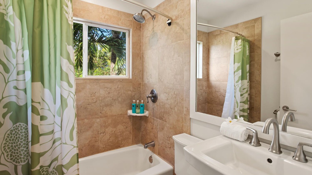 Photo of Bathroom in Poipu