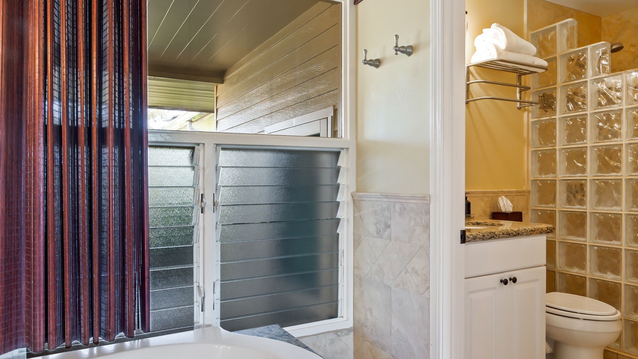 Photo of Bathroom in Kapaa