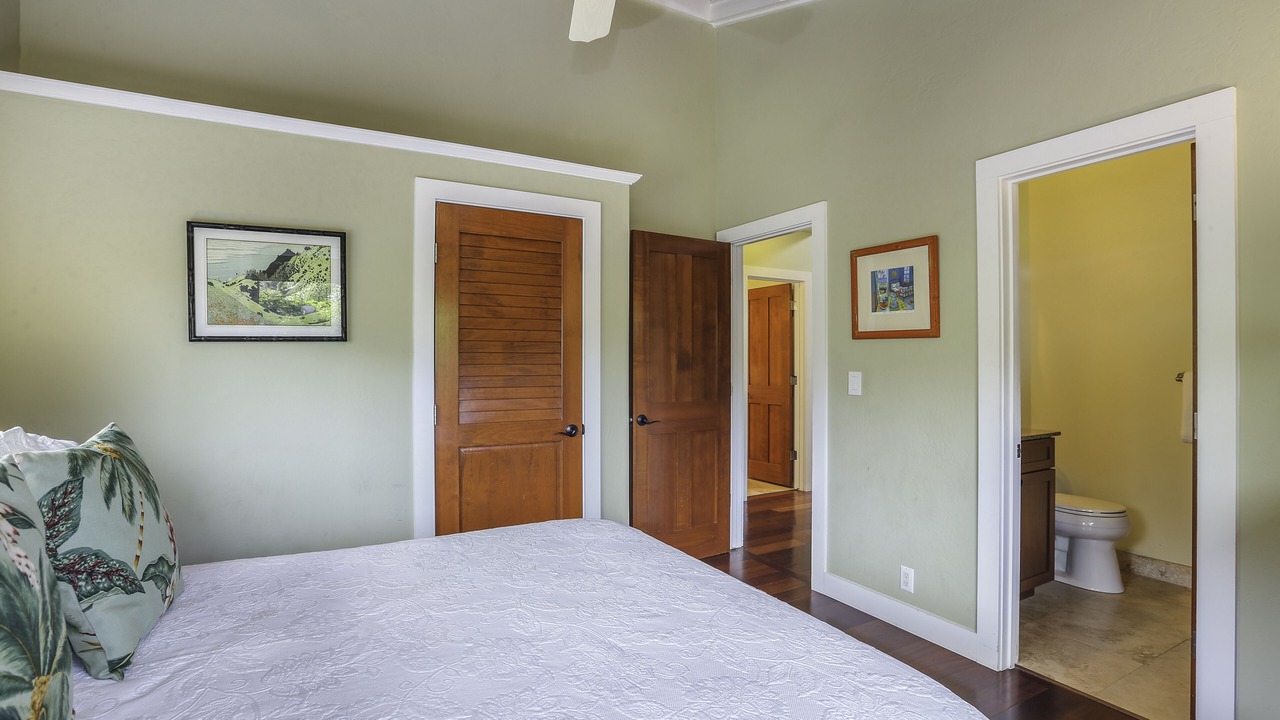 Photo of Bathroom in Wainiha
