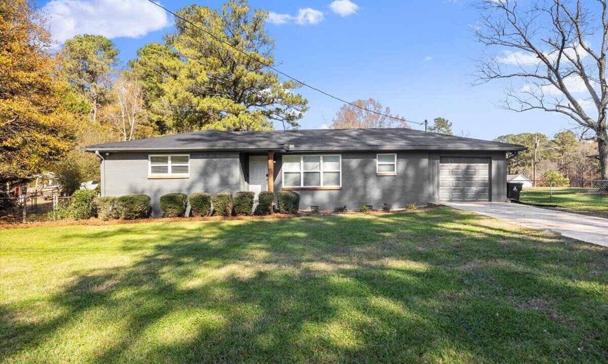 Photo of Outdoor in Powder Springs