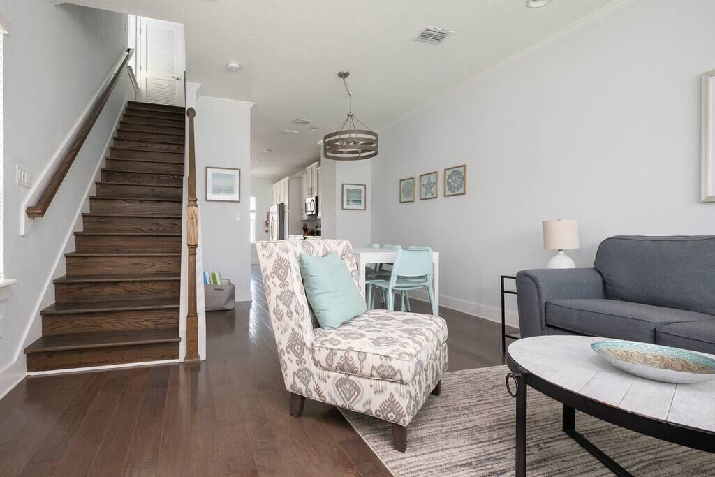 Photo of Livingroom in Atlantic Shores