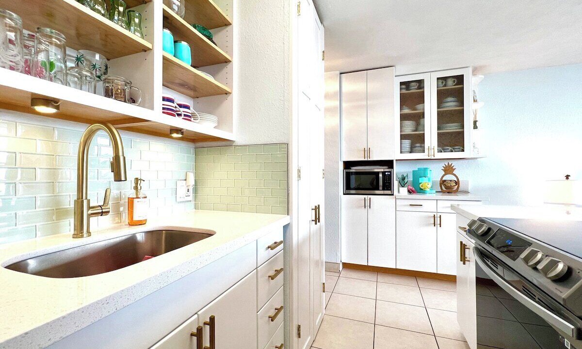 Photo of Kitchen in Maalaea