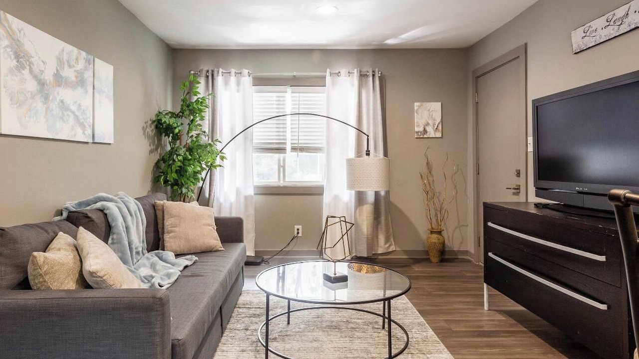 Photo of Livingroom in Lindridge-Martin Manor