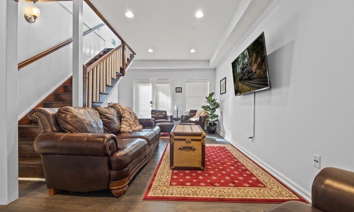 Photo of Bedroom in Lake Claire