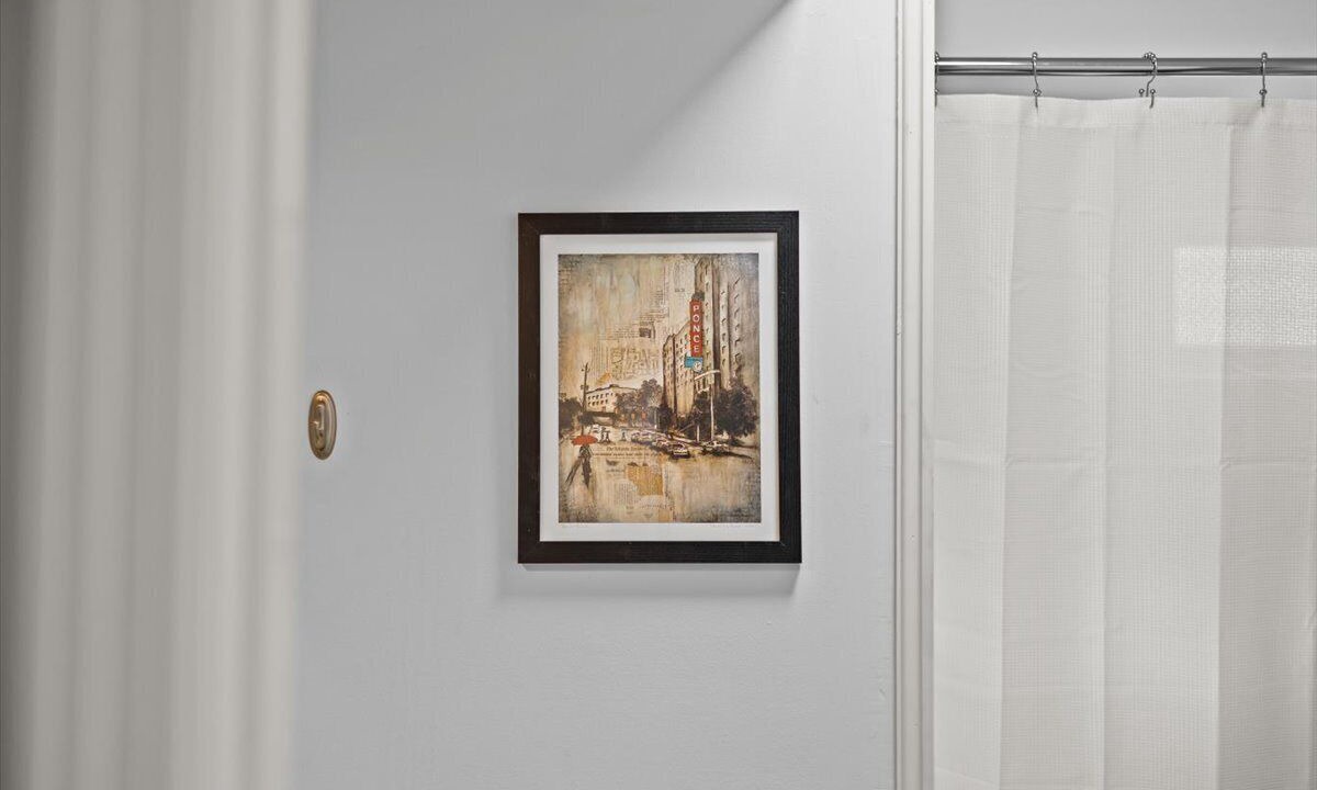 Photo of Bathroom in Lake Claire