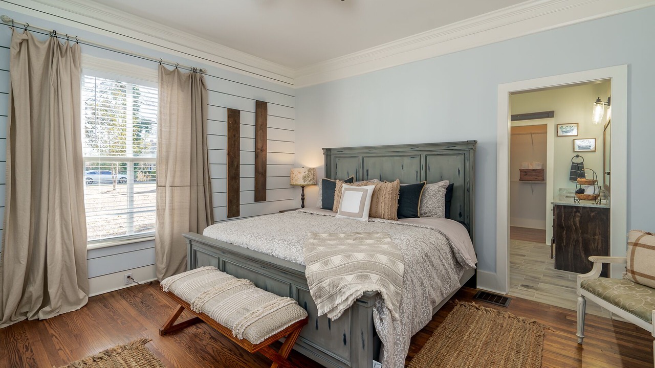 Photo of Bedroom in Monroe