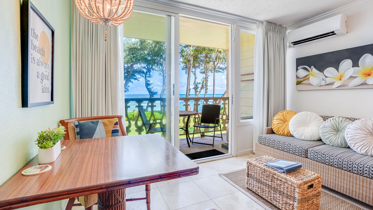 Photo of Livingroom in Wailua