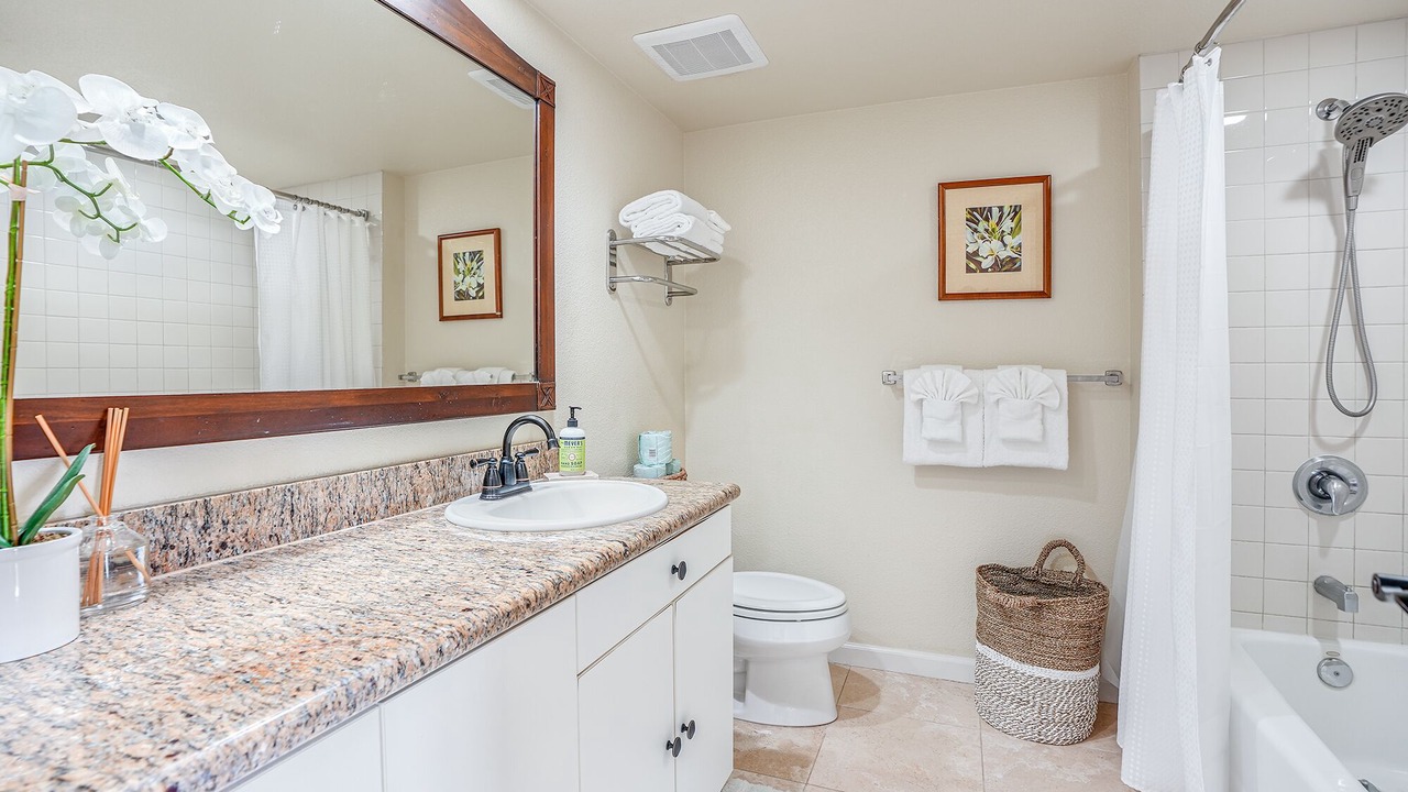 Photo of Bathroom in Wailua