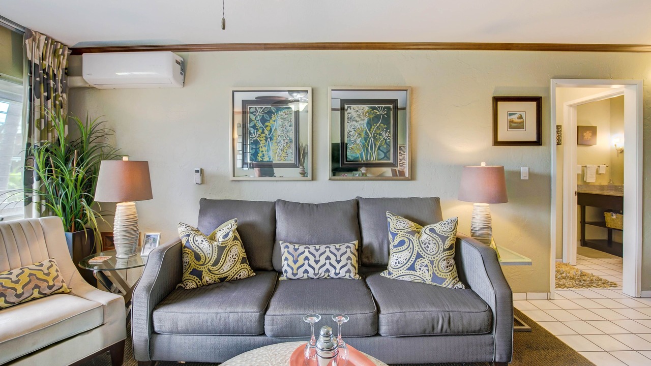 Photo of Livingroom in Wailua