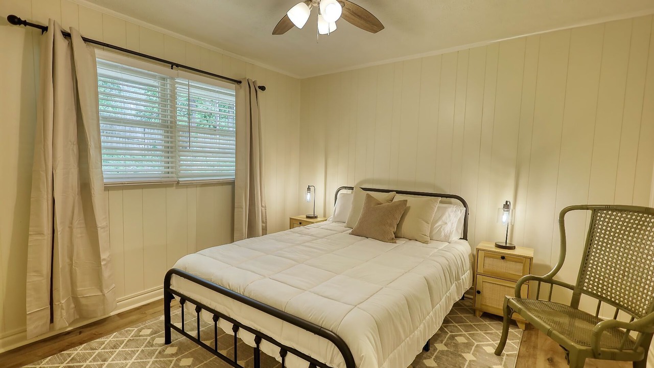 Photo of Bedroom in Covington