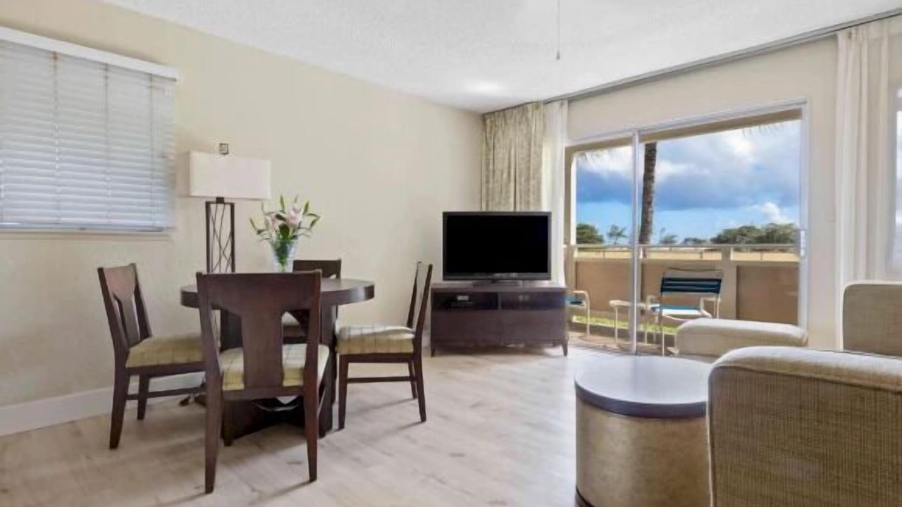Photo of Livingroom in Wailua