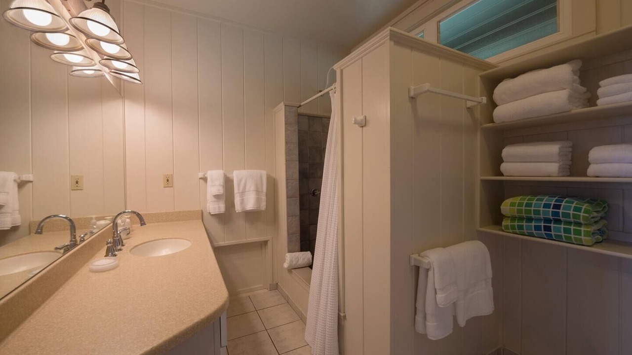 Photo of Bathroom in Hanalei