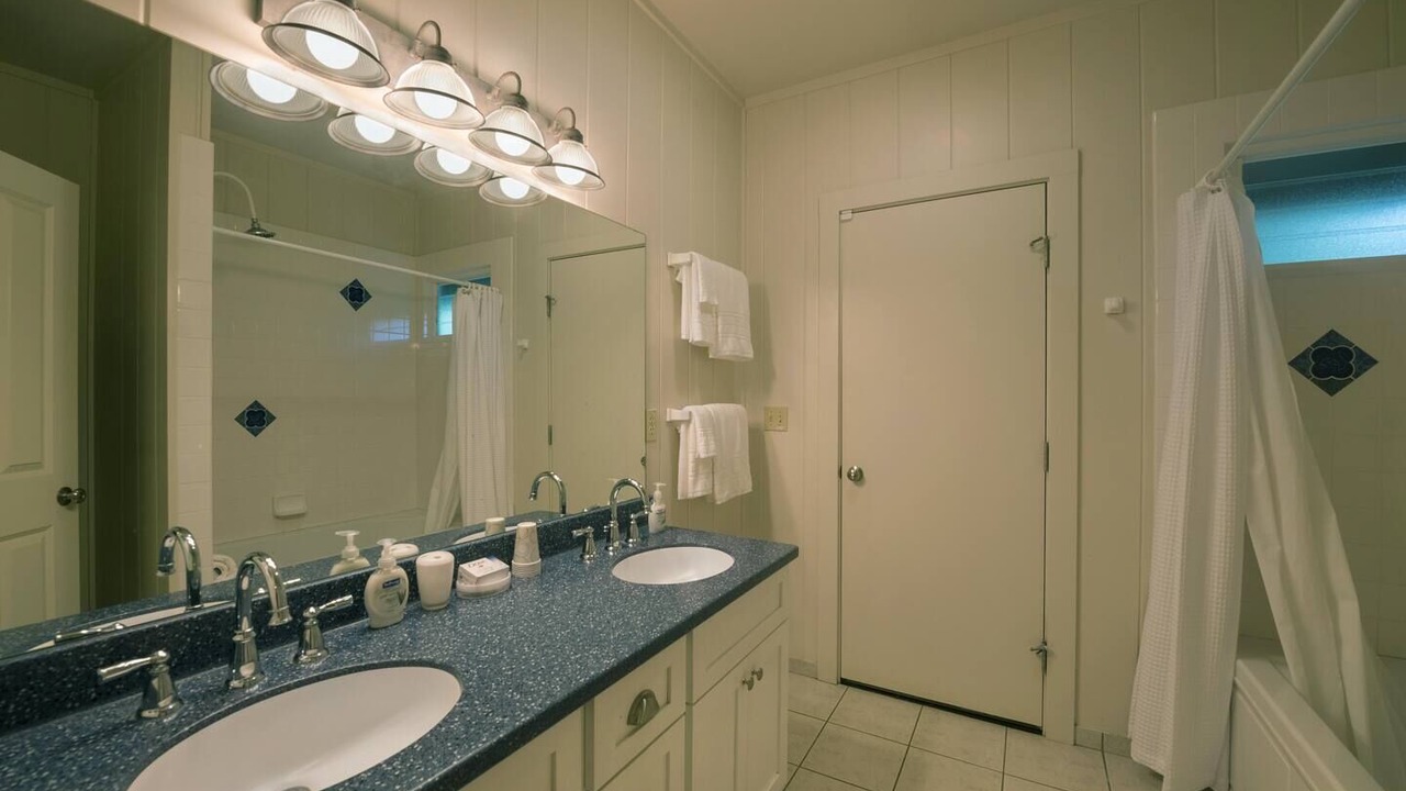 Photo of Bathroom in Hanalei