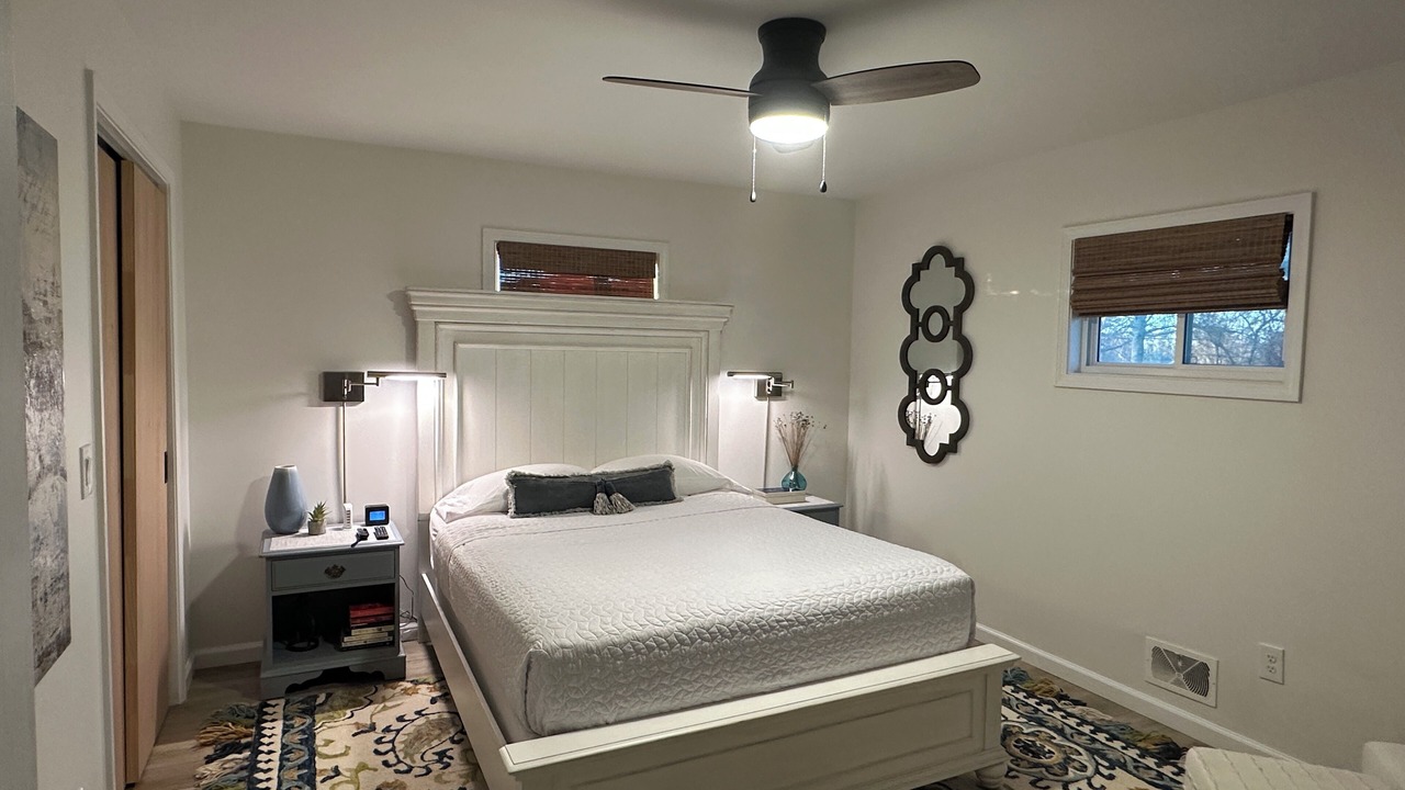 Photo of Bedroom in Flowery Branch