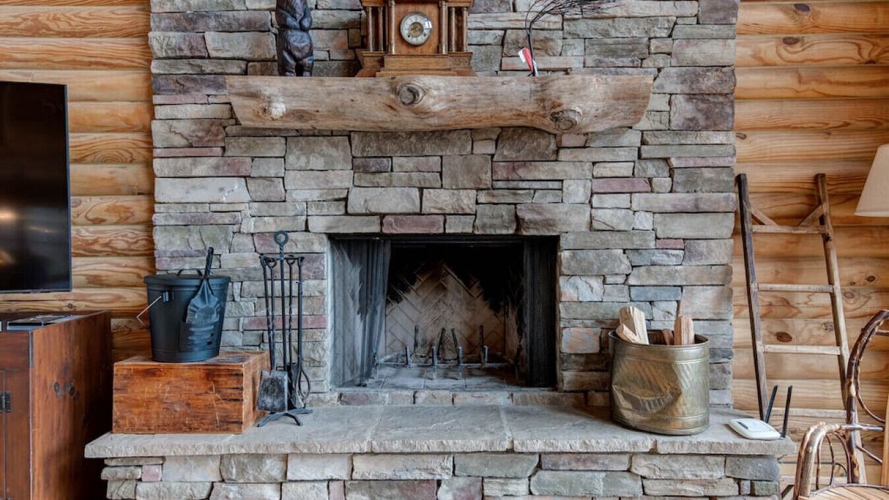 Photo of Livingroom in Laurel Ridge