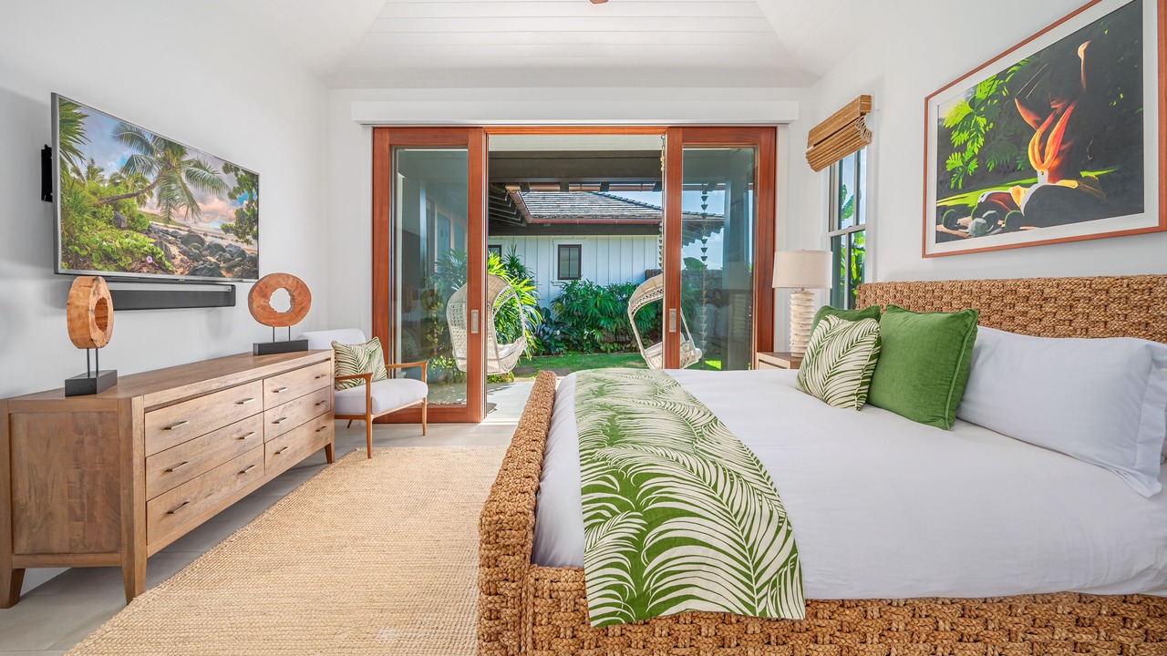 Photo of Bedroom in Poipu