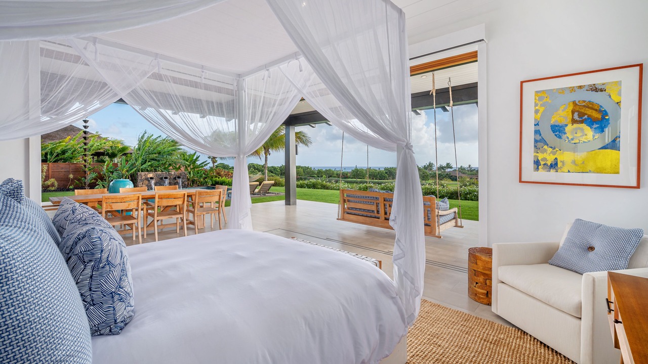 Photo of Bedroom in Poipu